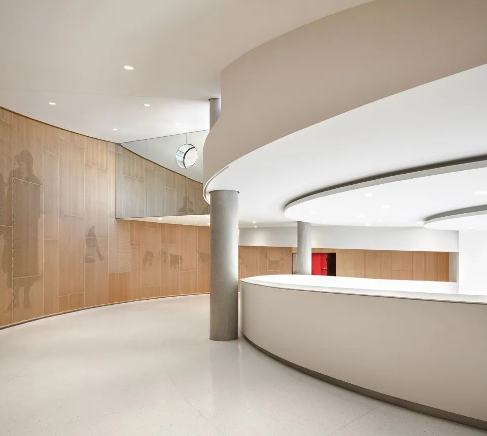 魁北克国民议会新馆 | 地下螺旋坡道展现民主精神-30