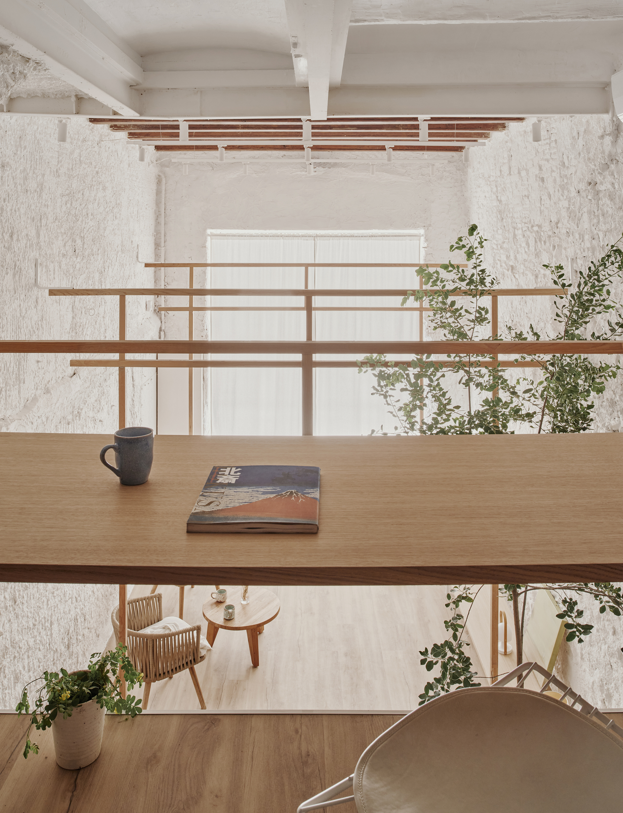 埃尔博恩阁楼公寓丨西班牙巴塞罗那丨Roman Izquierdo Bouldstridge-41