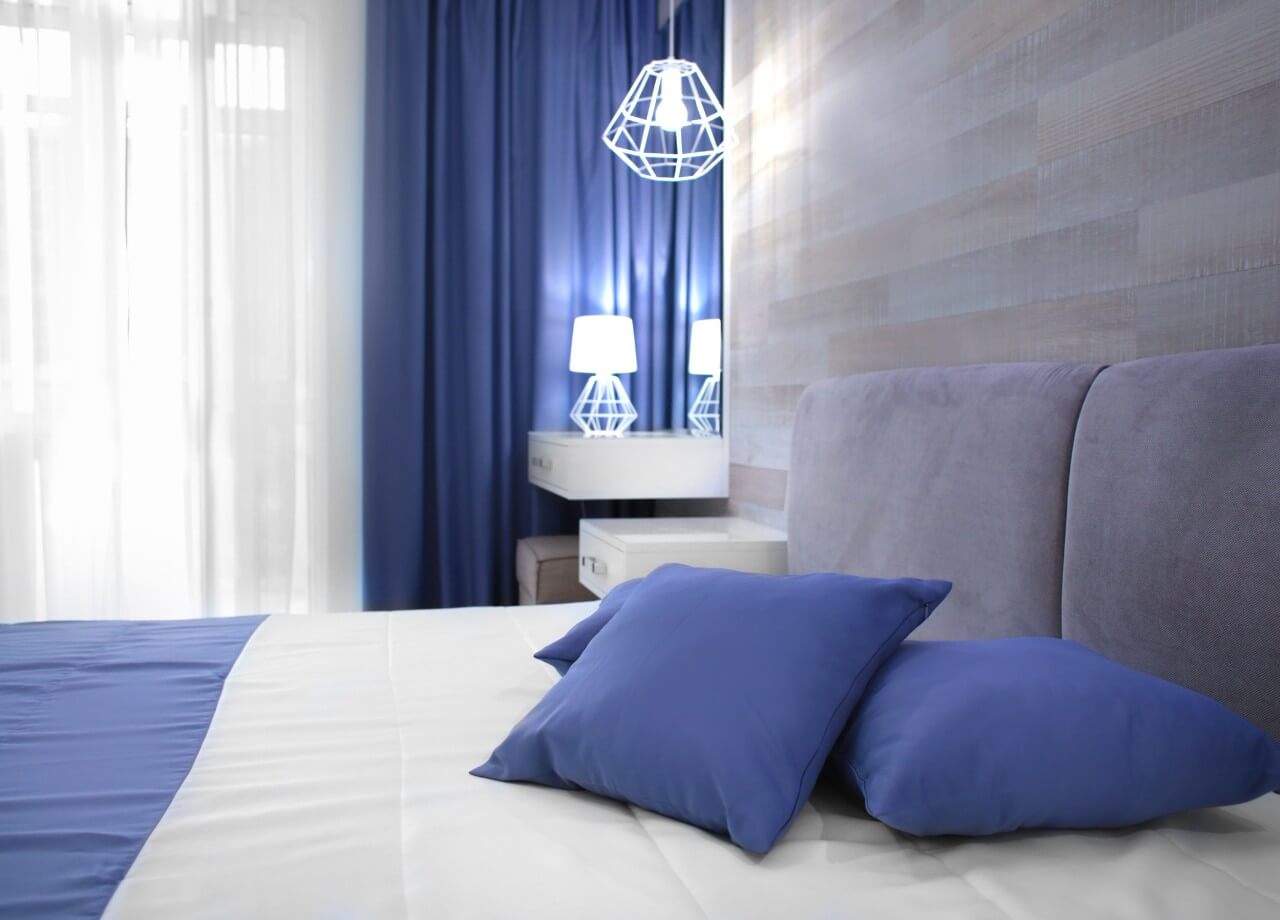 Kolor granatowy we wnętrzach - porady i inspiracje - PLN Design-5