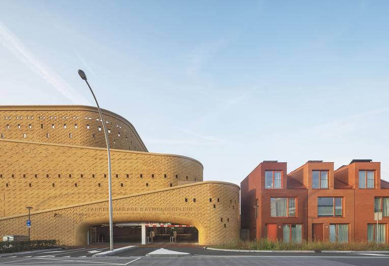 兹沃勒卡特沃尔德广场停车场丨荷兰兹沃勒丨L. van der Pol等团队-35