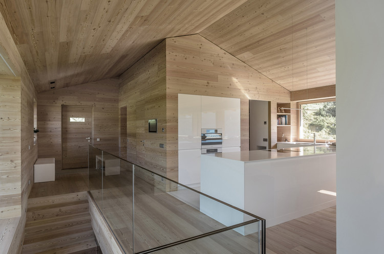 白云石之上的家庭住宅-17