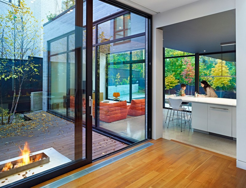 Cedarvale Ravine House by Drew Mandel Architects-5