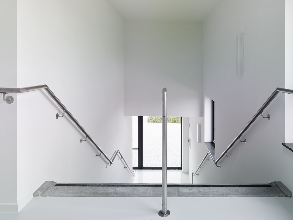 比利时Zonnegroen技术教育中学-37