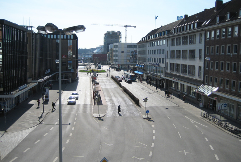 bgmr Landschaftsarchitekten丨Umgestaltung Holstenbrücke, Kleiner Kiel Kanal丨德国-13