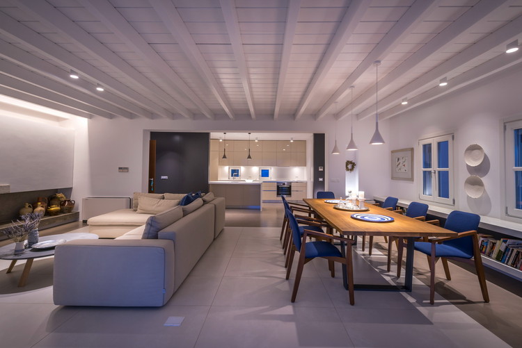 Clover House  R.C.TECH-15