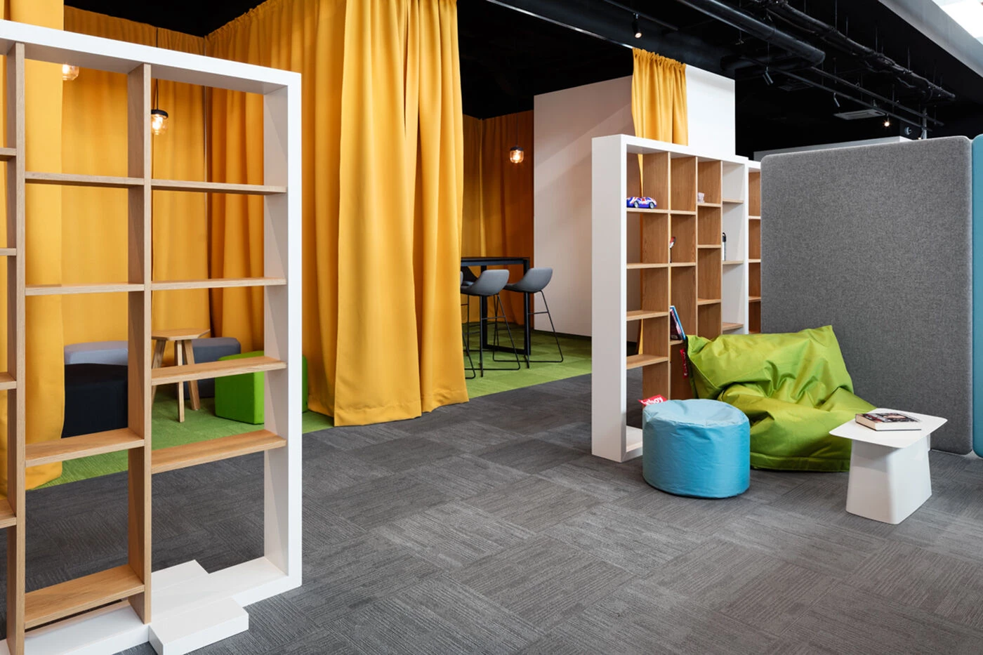 Paysafe Developers Teams Office Space-21