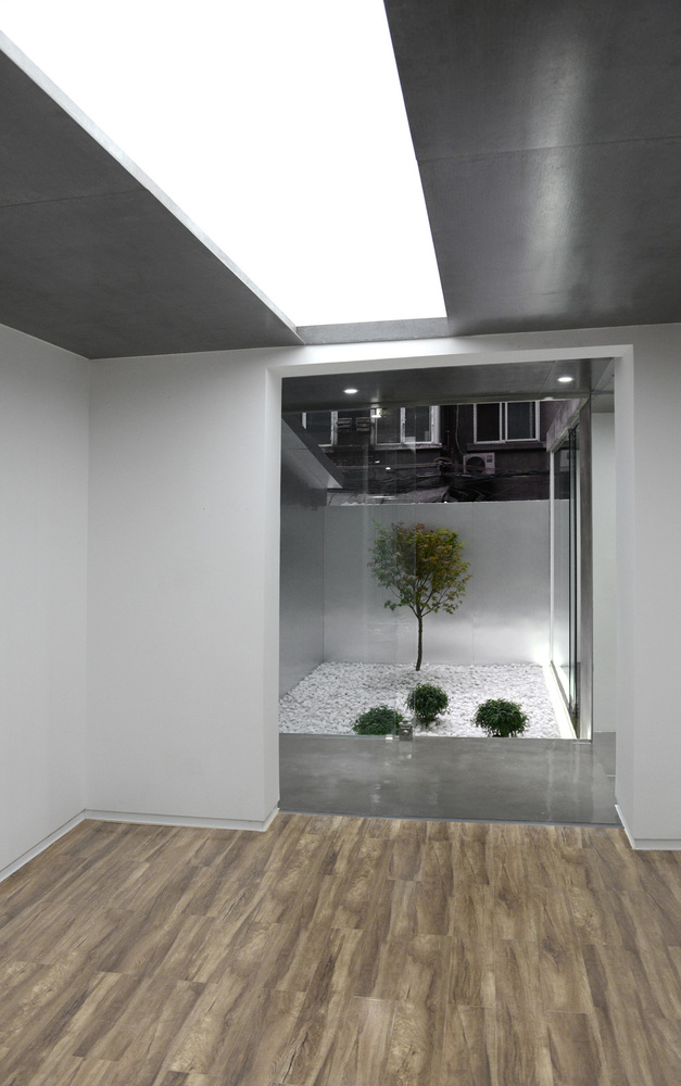 复古住宅变奏曲 · 成都街头趣味时尚空间-31