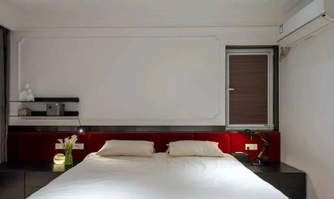 150㎡住宅，克莱因蓝、勃艮第红的融入，让空间更活泼、明艳！-41