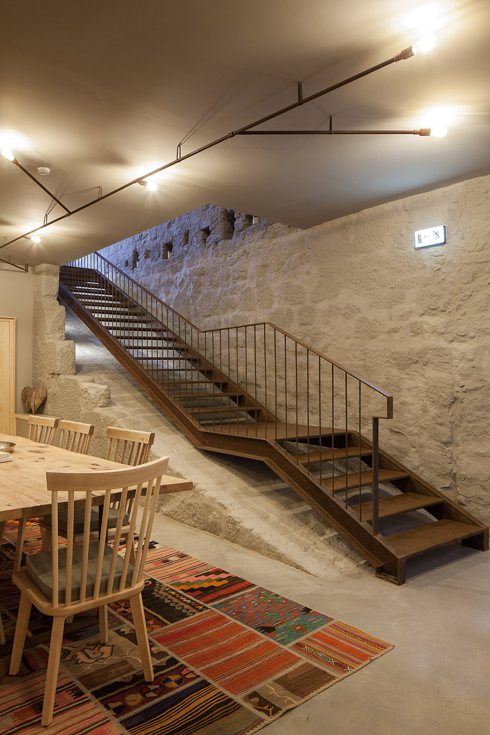 波尔图Armazém奢侈酒店 / Pedra Liquida-29