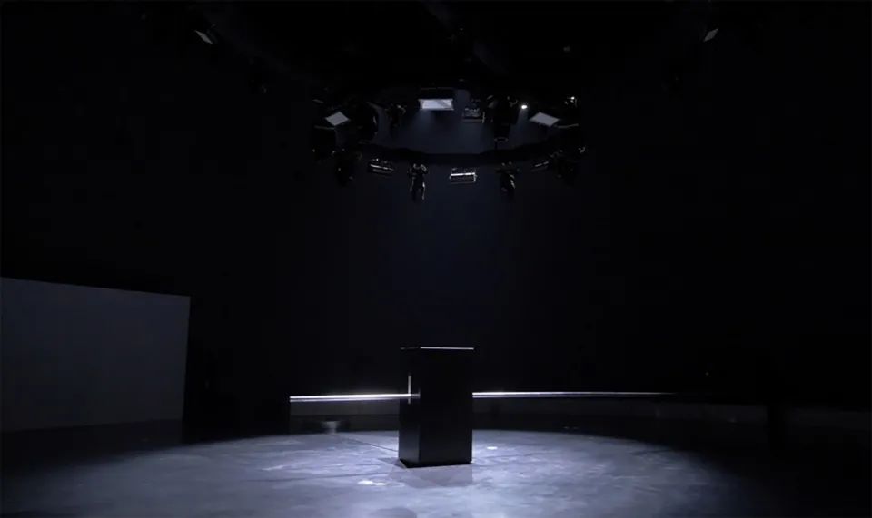 失衡针 · 建筑与时装的科技艺术碰撞丨中国上海丨好似飞行-17