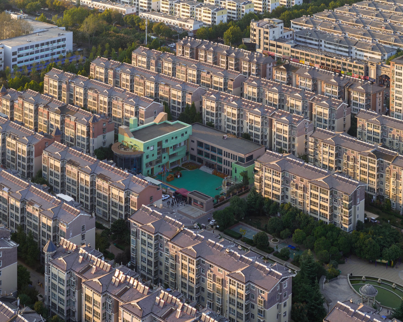 鹤壁清华园老幼一体社区中心改造设计，河南 / 一树建筑工作室-4