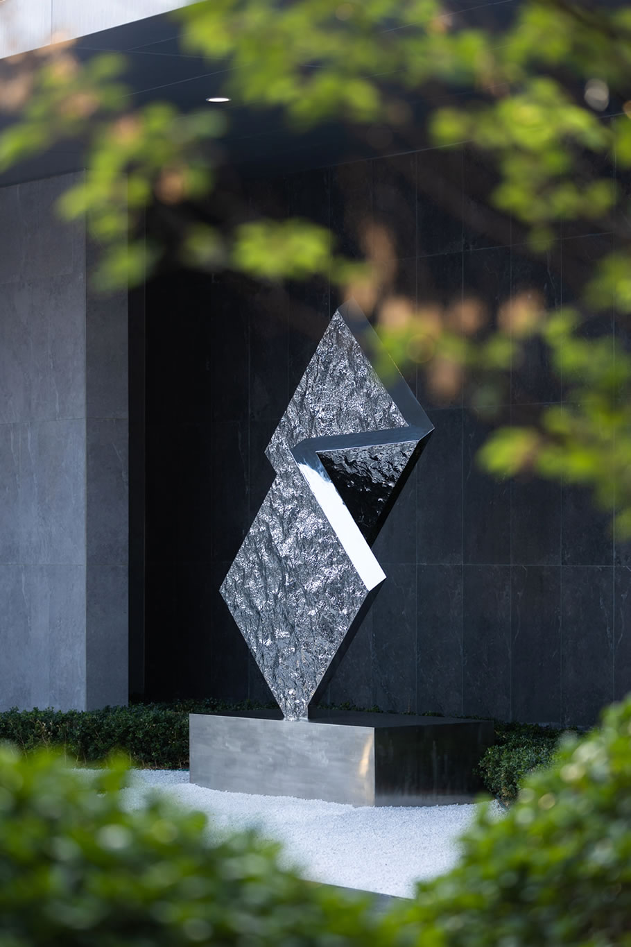 天津上实仰山 · 光影交错的现代景观设计丨中国天津-19