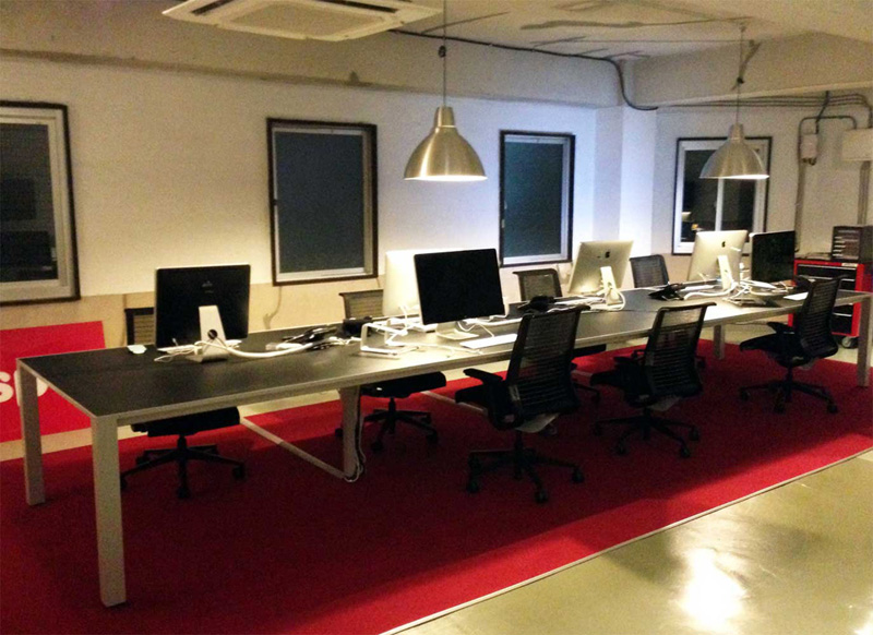 促进沟通的大型家具（浅草桥创意机构办公室家具造作）丨日本东京丨ao2-13