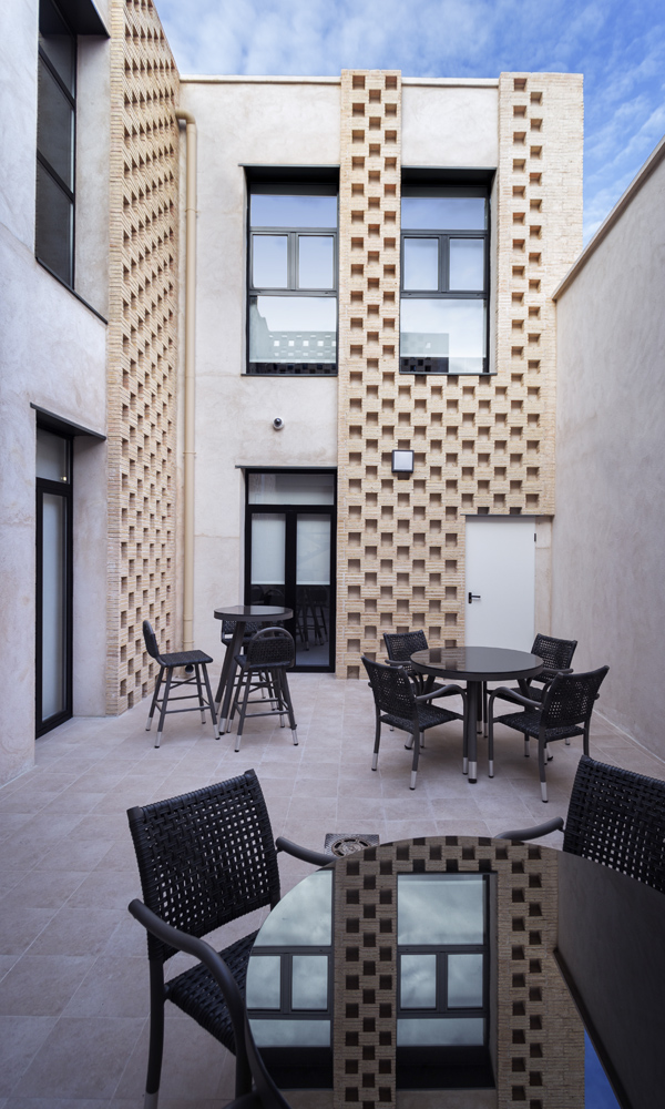 马德里荷斯创意企业孵化办公楼，西班牙 / OOIIO Architecture-22