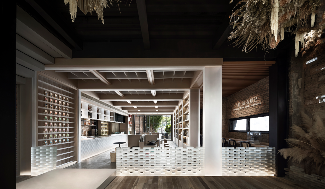 篽箖·上野书屋丨中国惠州丨BDSD吾界空间设计-27