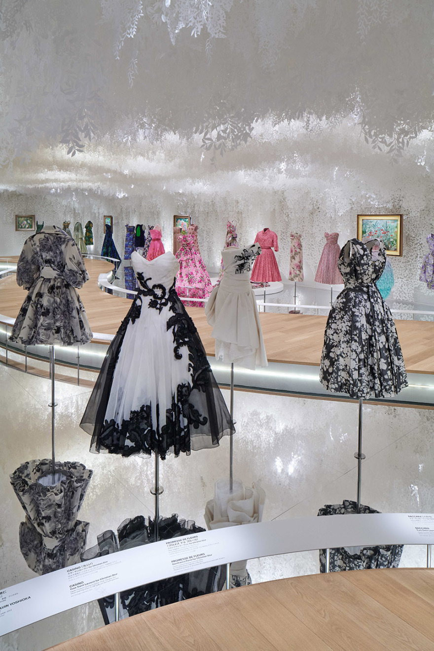 《克里斯汀·迪奥:梦之设计师》展览丨日本东京丨OMA+Shohei Shigematsu-98