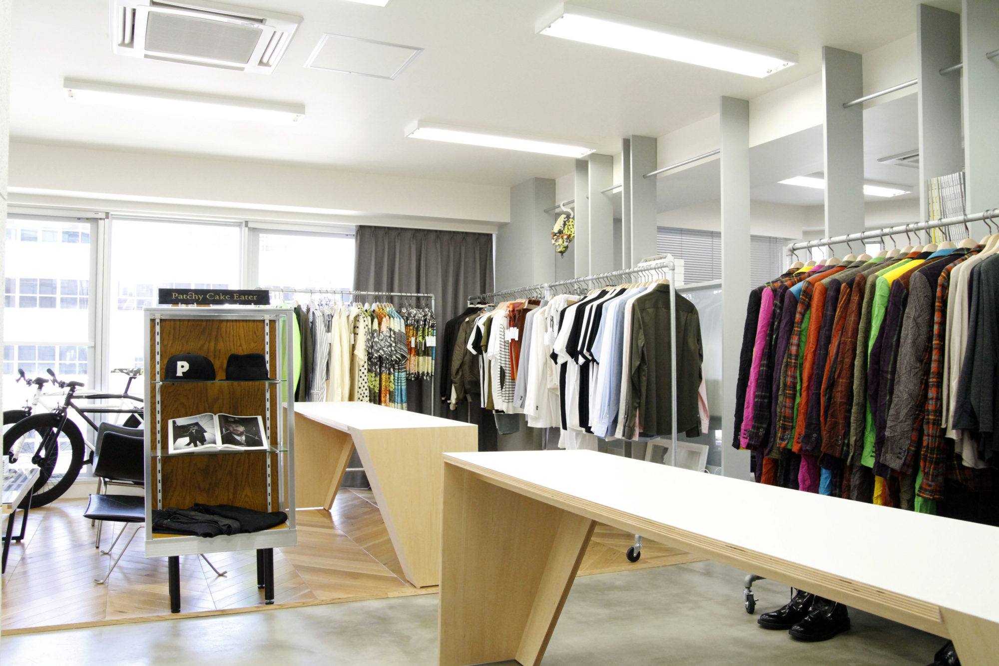 办公室 P · 清除通用数据中心（注：UDC根据常见理解为通用数据中心，但P含义不太明确，需结合具体语境判断其确切意思） 丨日本东京-7