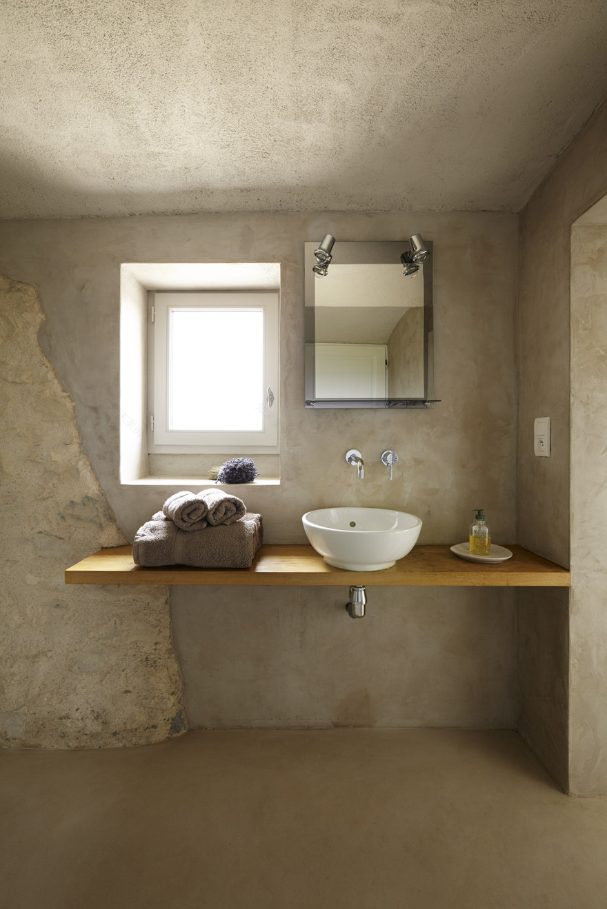 法国南部旧丝绸农场-27