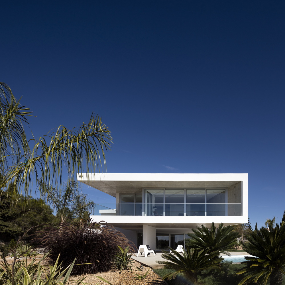 House in Alcalar  Vitor Vilhena Arquitectura-75