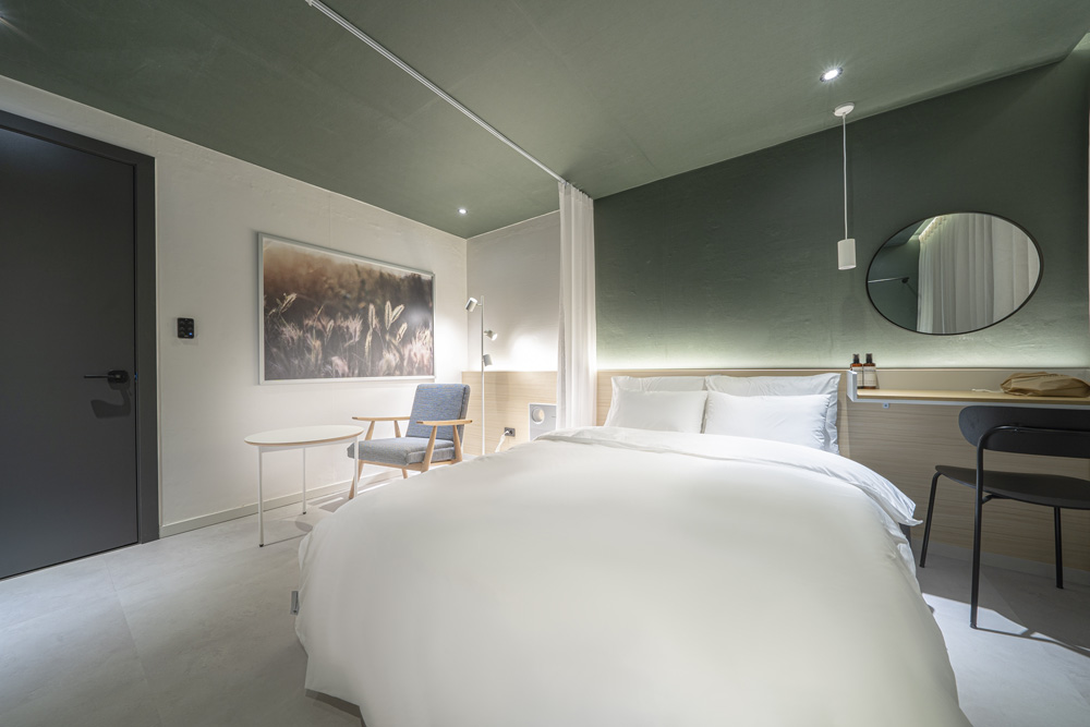 现代艺术酒店-18