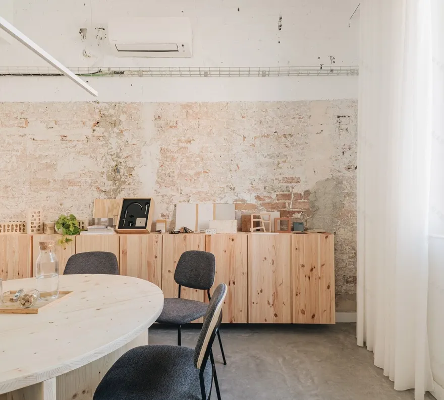 银行与家之间的建筑改造丨undos arquitectura-4