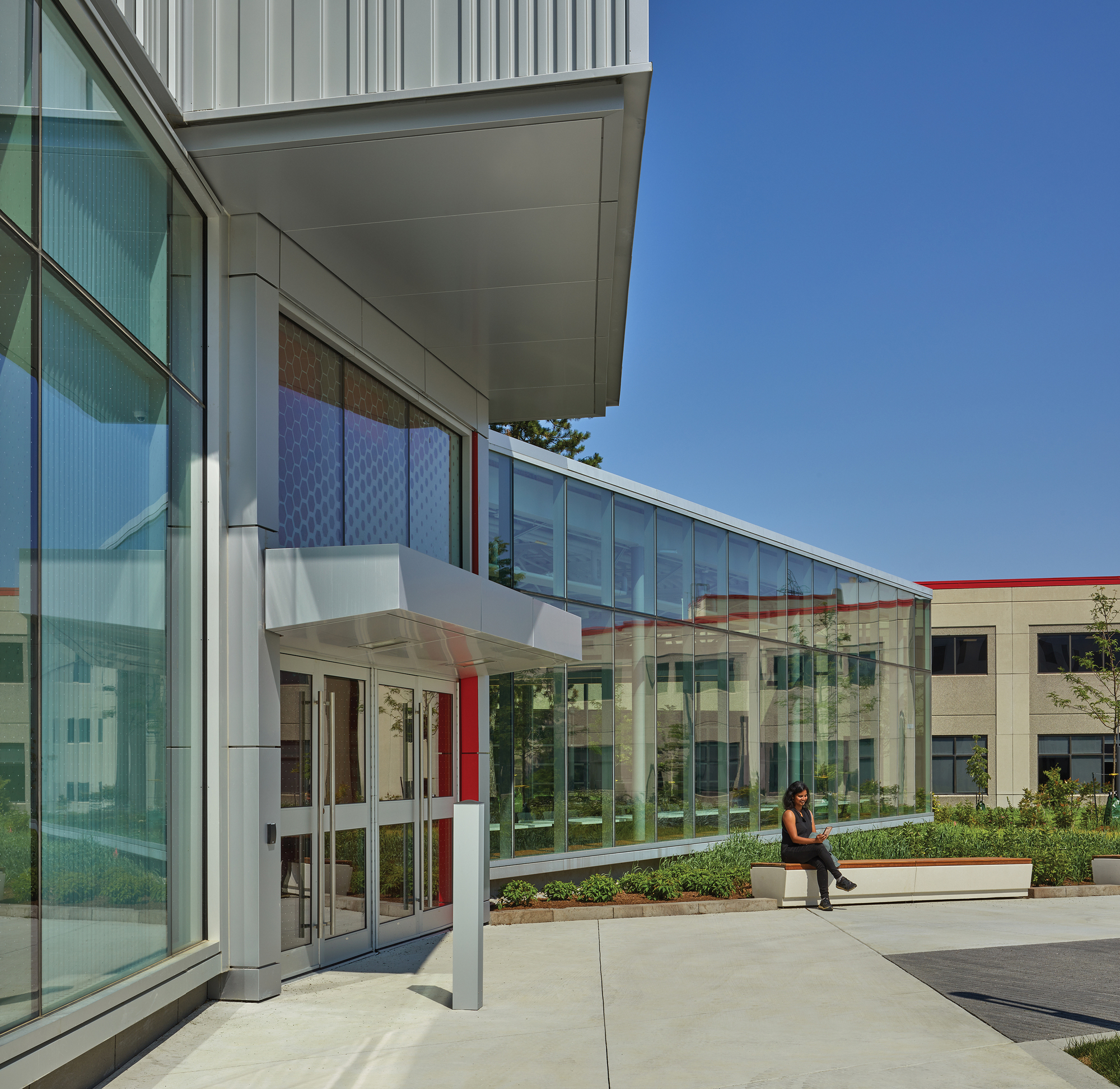 纽纳姆校区食堂丨加拿大多伦多丨Taylor Smyth Architects-35