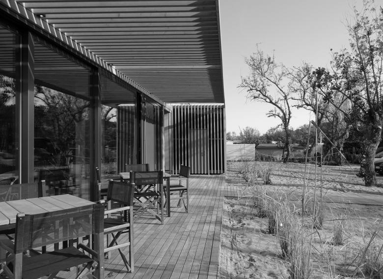 翁迪纳海滨浴场丨意大利丨NUOVOSTUDIO-4