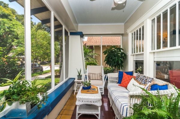 Houzz Tour: Would-Be House Flipper Falls Hard for a Florida Bungalow  -  Decor Ideas-15
