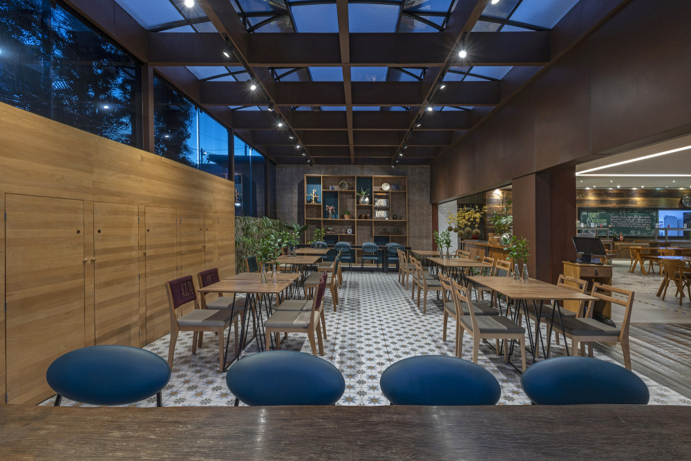 老大(2019) 或 头目(2019) 或 首领(2019) 或 头儿(2019) 或 霸主(2019) 或 大老板(2019) 或 巨头(2019) 或 大亨(2019)-29