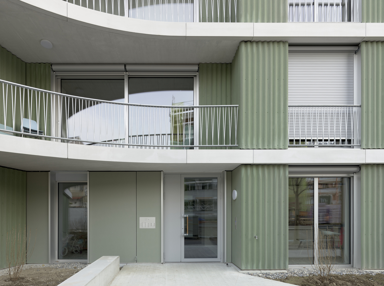 Basel 老厂房变宜居庭院丨瑞士丨Itten+Brechbühl-21