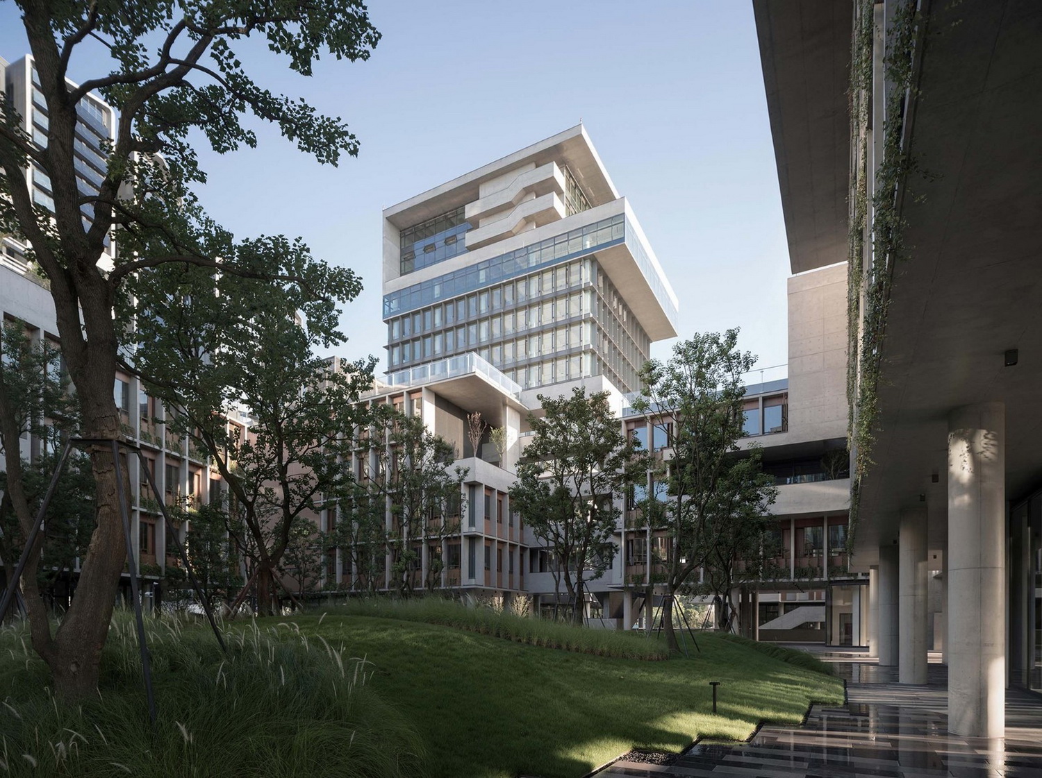 成都麓湖漂浮总部办公楼丨中国成都丨直向建筑-6