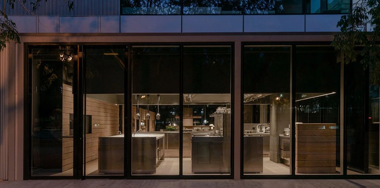 森林主题餐厅 Bosco de Lobos,Vibia 灯具展厅丨西班牙丨Francesc Rifé Studio-40