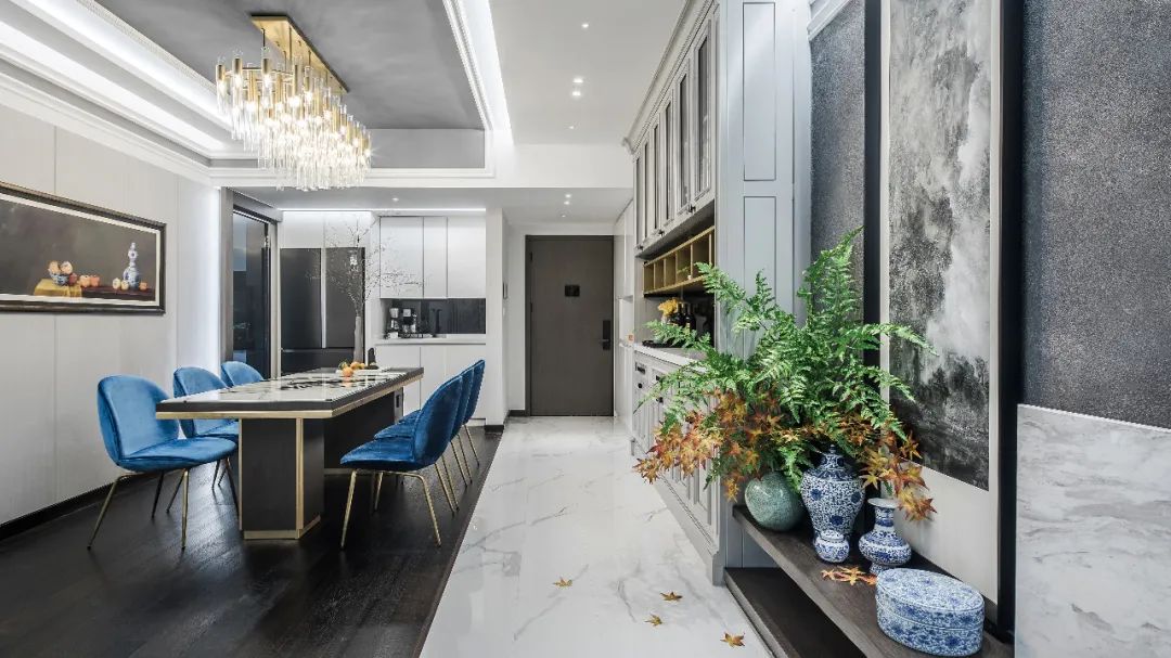 Ju Modern可译为菊现代;Yiman可译为伊曼丨赵婉廷-26