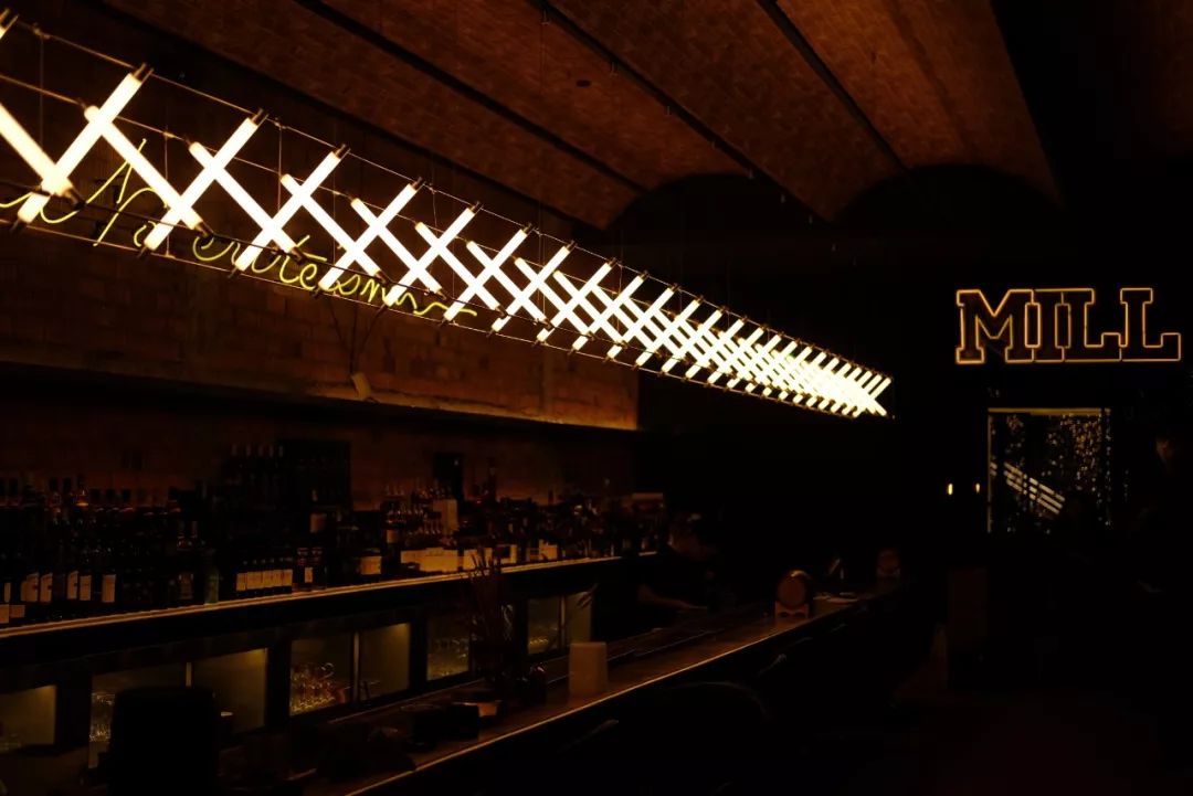 MILL 乐堤港店 | 红砖金属打造未来感酒吧空间-53