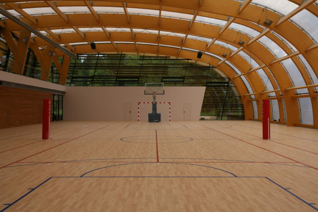 Линия ребра（未明确标准中文译名）·莫斯科州私人健身房丨俄罗斯莫斯科丨ATRIUM建筑工作室-38