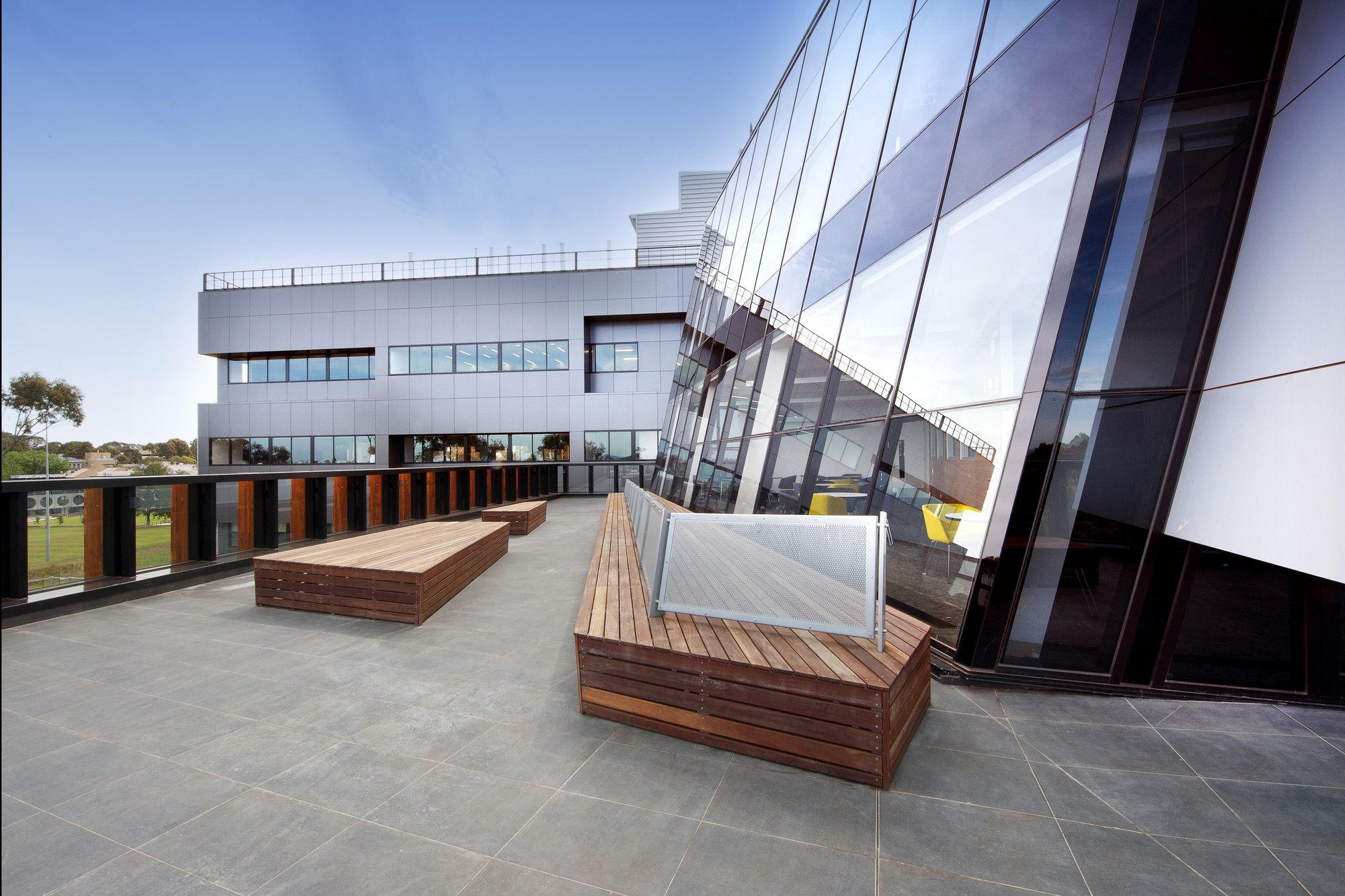 《Deakin University Regional Community Health Hub》自然采光与环保设计-14