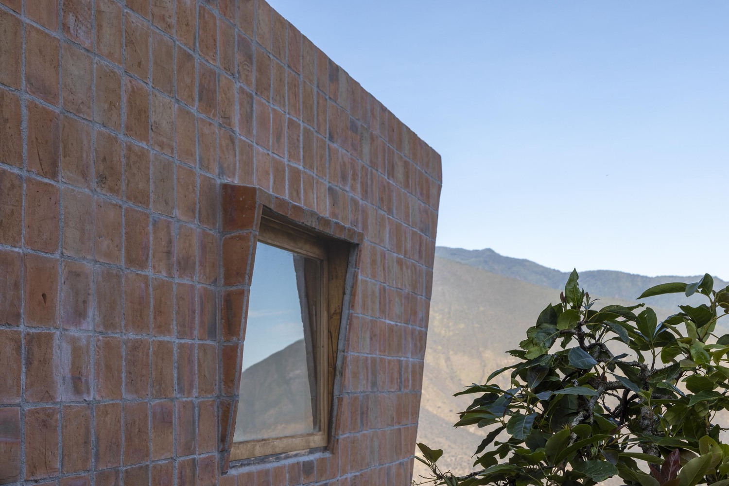 山景之宅 · 与自然共生的现代宜居设计丨厄瓜多尔-26