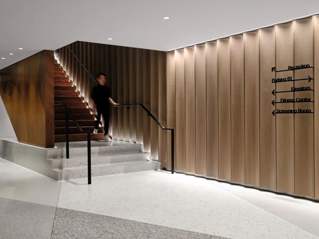 沉稳轻奢|优雅高级办公设计-24