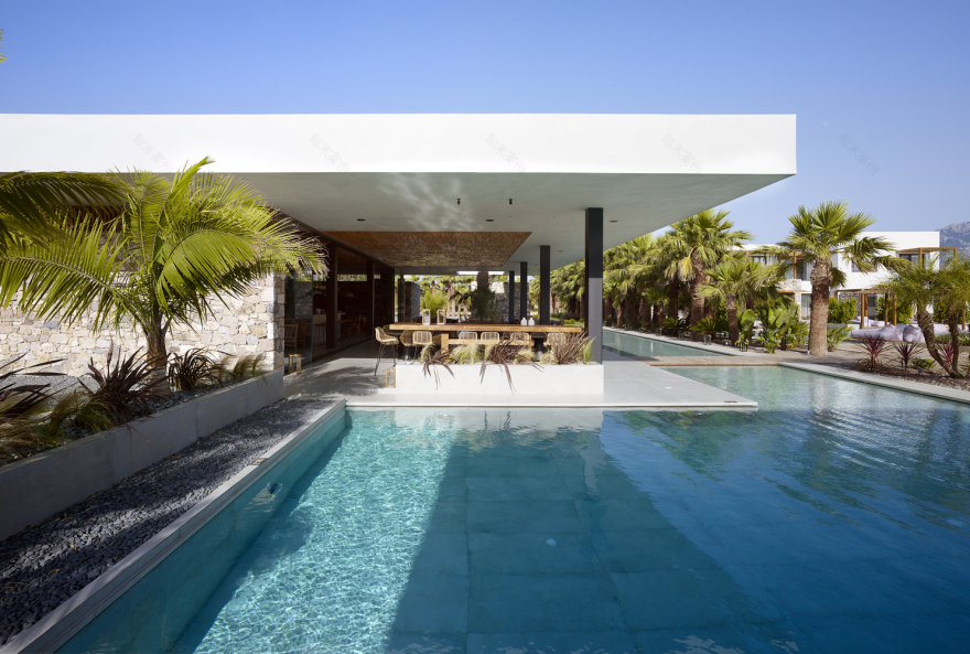 卡拉维亚海滩初级套房餐厅-41