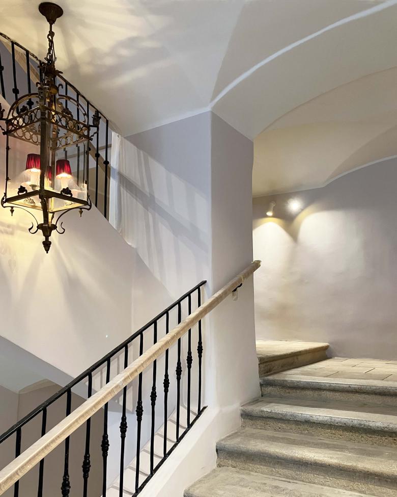 农贸市场旁的大饭店丨奥地利维也纳丨M&S Architekten-8