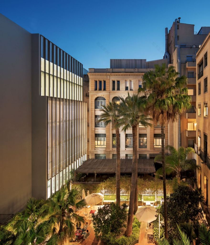 巴塞罗那旧酒店翻新 | 历史元素与现代功能的完美融合-15