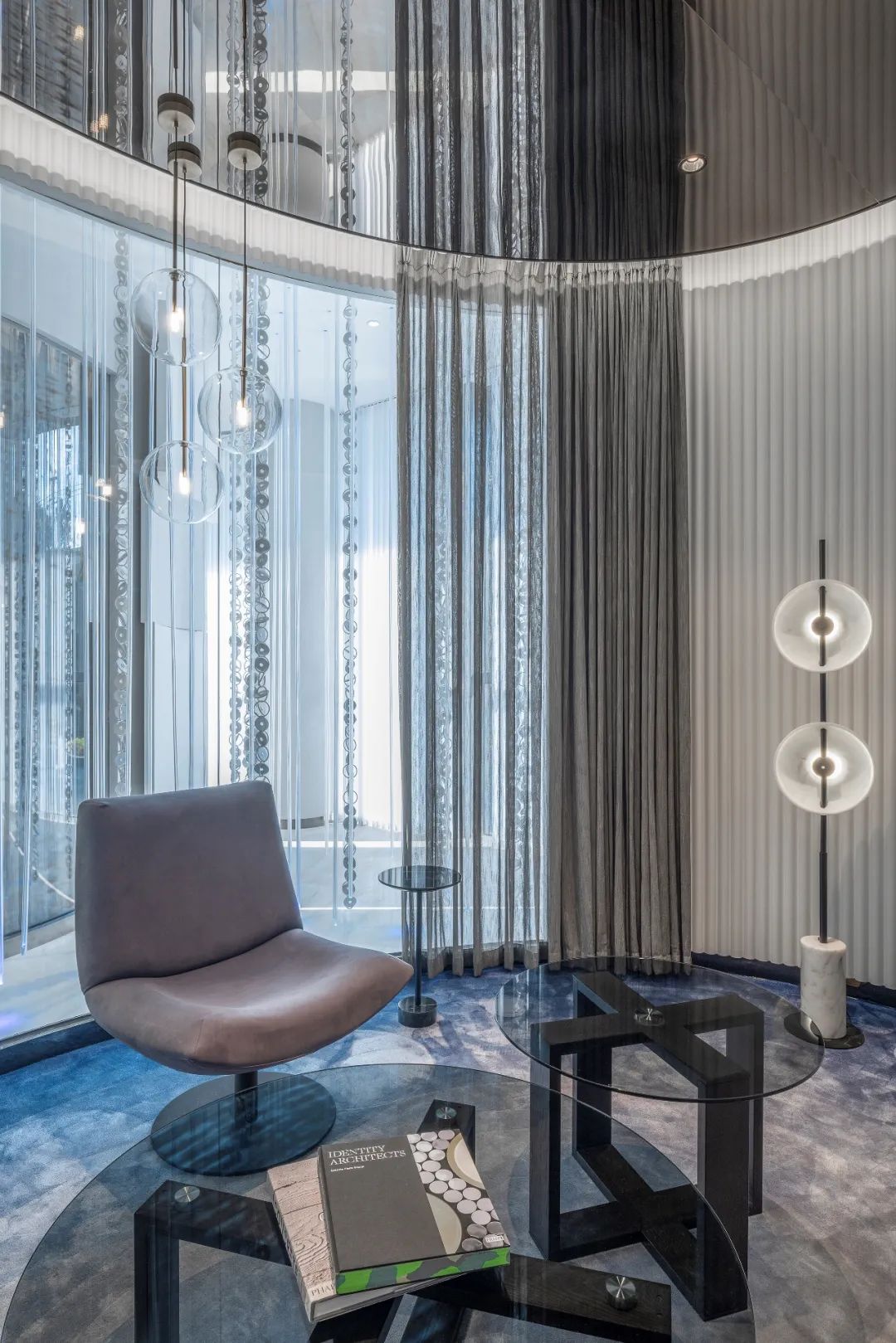 融创售楼中心 · 艺术画廊般的空间设计丨中国上海丨Ippolito Fleitz Group-36