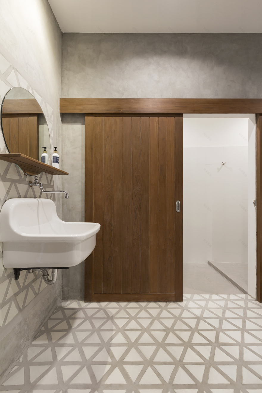 Hidden Garden Hostel / Full Scale Studio-39