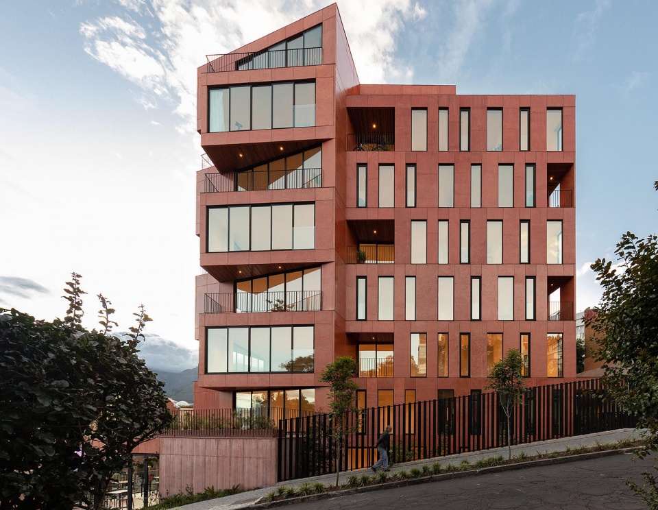 OLVIA 公寓楼,厄瓜多尔 / URLO Studio-3