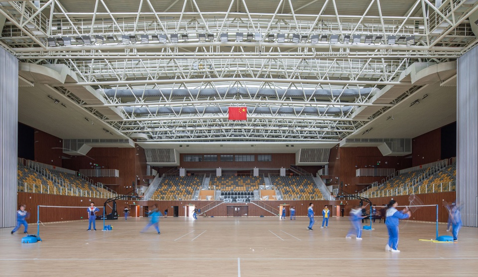 龙泉中学体育馆 | 高效利用空间的多功能设计典范-44