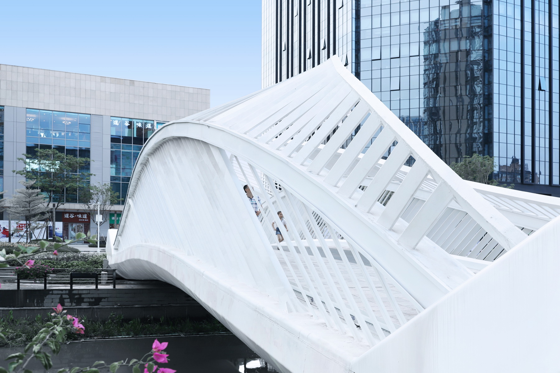  黑白灰建筑空间摄影丨基盛万科中央公园-虹之桥 摄影作品 丨中国广东-18