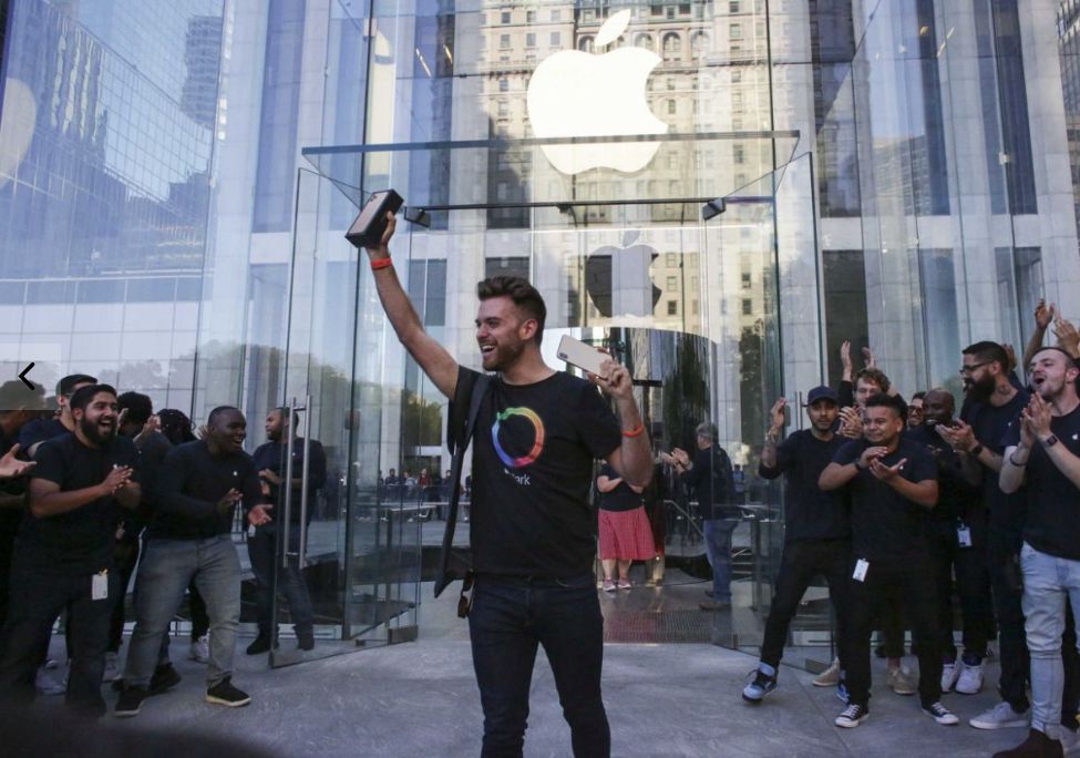 iPhone越来越"丑", 苹果店却越来越美-8