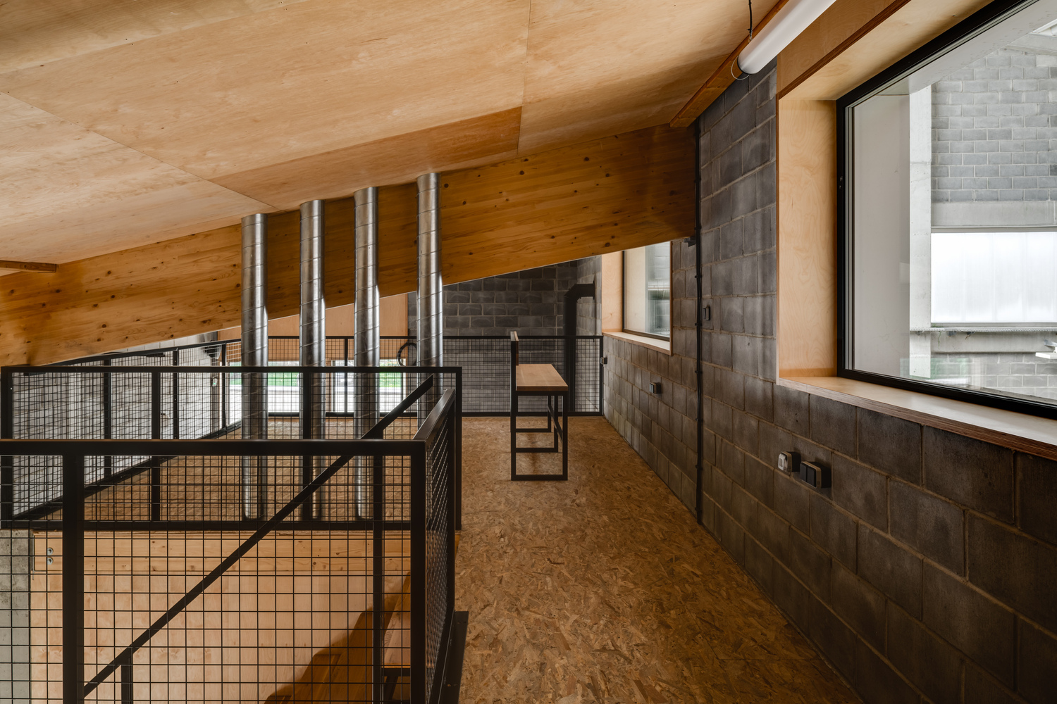 乡村马厩的现代诠释丨波兰丨KWK Promes-23