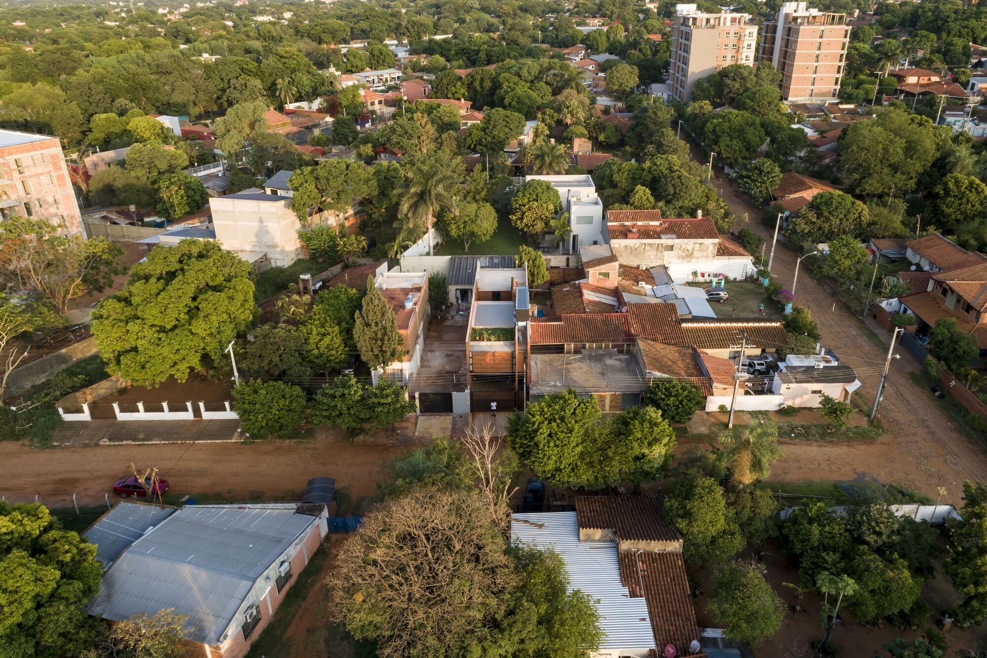 液态地球屋丨巴拉圭丨Oficina de arquitectura X-28