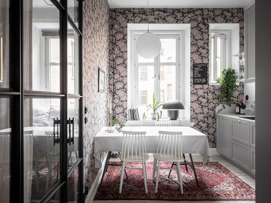 梦幻花卉厨房与雪白客厅 | 哥德堡公寓设计-2